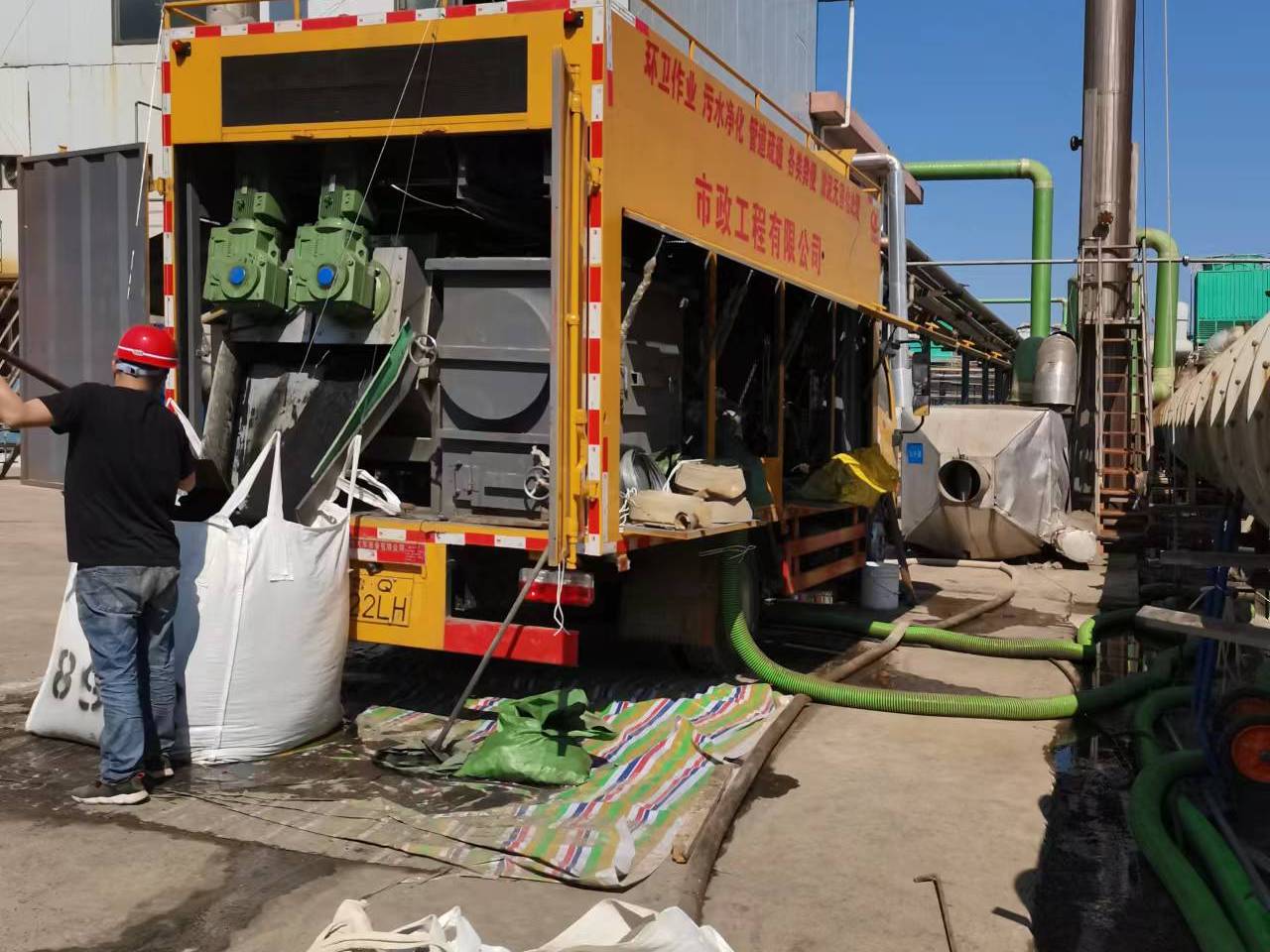 宜良淤泥压干处理